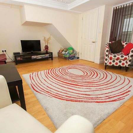 Kemp Town House - Parking - By Brighton Holiday Lets Luaran gambar